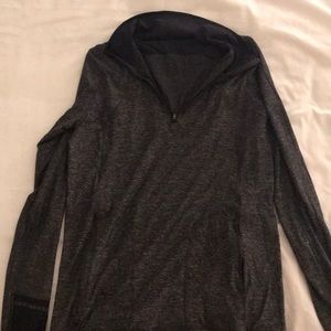 Lululemon 1/4 zip pull over